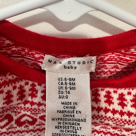 Winter One-Piece 6-9 Months with Matching Hat - Picture 2 of 3